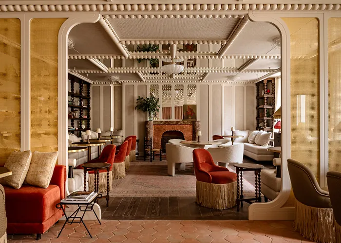 Chateau Des Fleurs - Paris Champs-Elysees